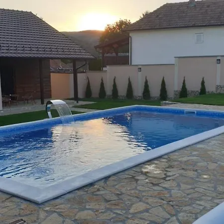 Aqualux Appartamento *